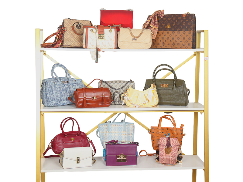 KingAAA wholesale used mixed bags - assorted pre-owned handbags and bags in mixed styles for global export.