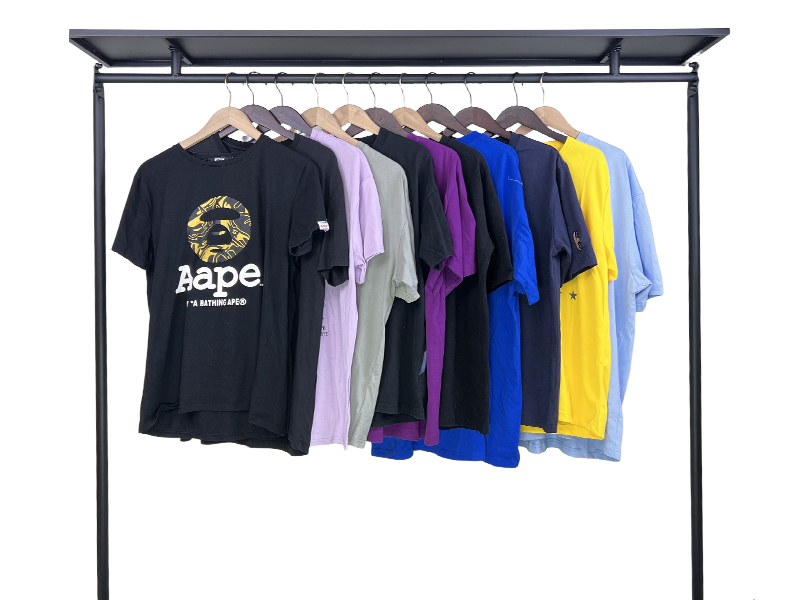 KingAAA wholesale branded used clothing - mixed branded t-shirts and tops sorted for export to Africa, Middle East, and global importers.